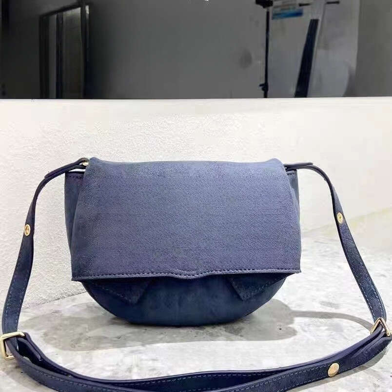 Internet Celebrity New Women's Fashionable And Elegant Matte Suede Spaceship Single Shoulder Underarm Handheld Crossbody Bag B5