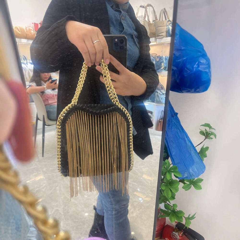 New Crossbody Chain Tassel Fashion Shoulder Bag B5