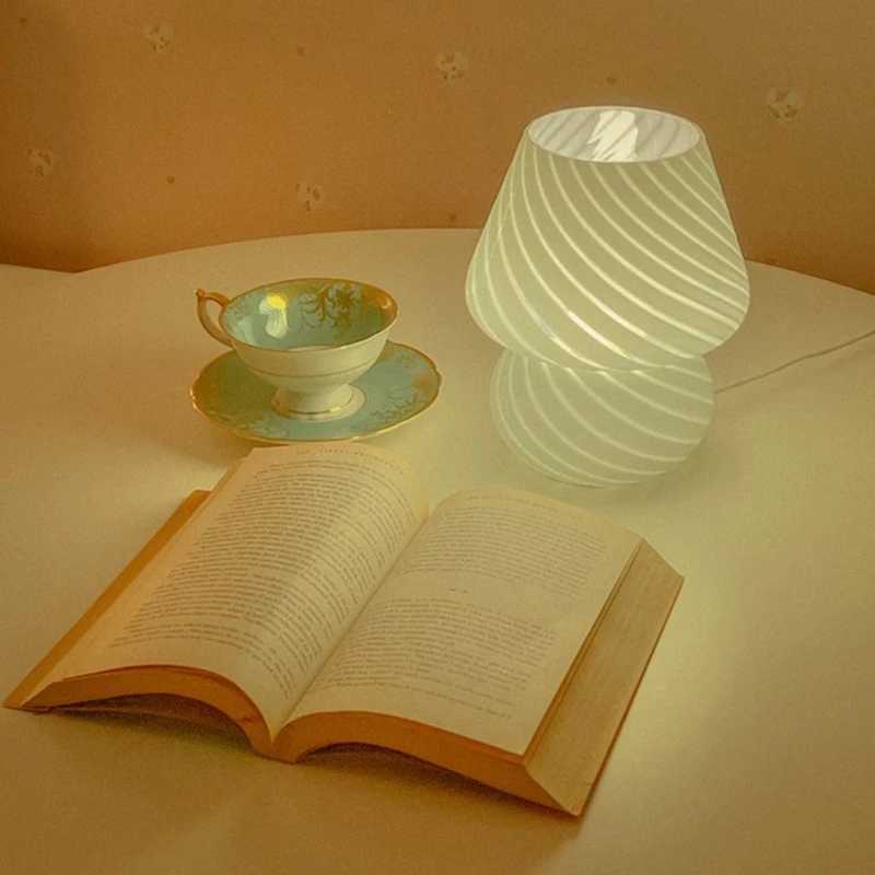 Glass Mushroom Table Lamp Light Night Desk Lamp Room Decor Home Interior Decoration Lighting Lamps Bedside Led Table Bedroom C251115