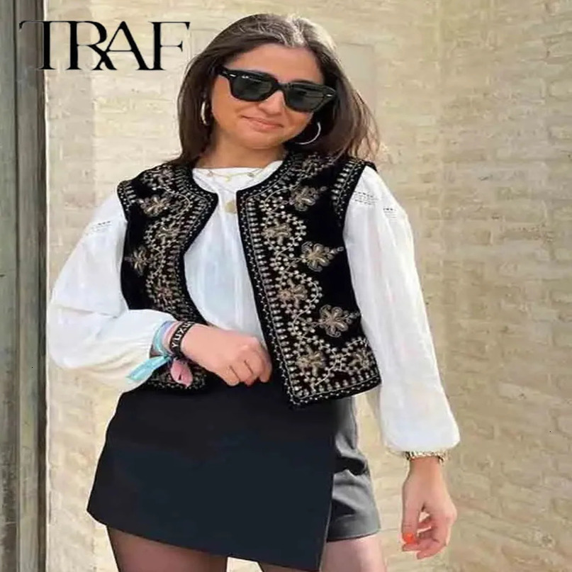 TRAF Vintage Autumn Velvet Embroidered Vest Sleeveless Jacket Women V Neck Chic Waistcoats Female Fashion Vests Coat 240523