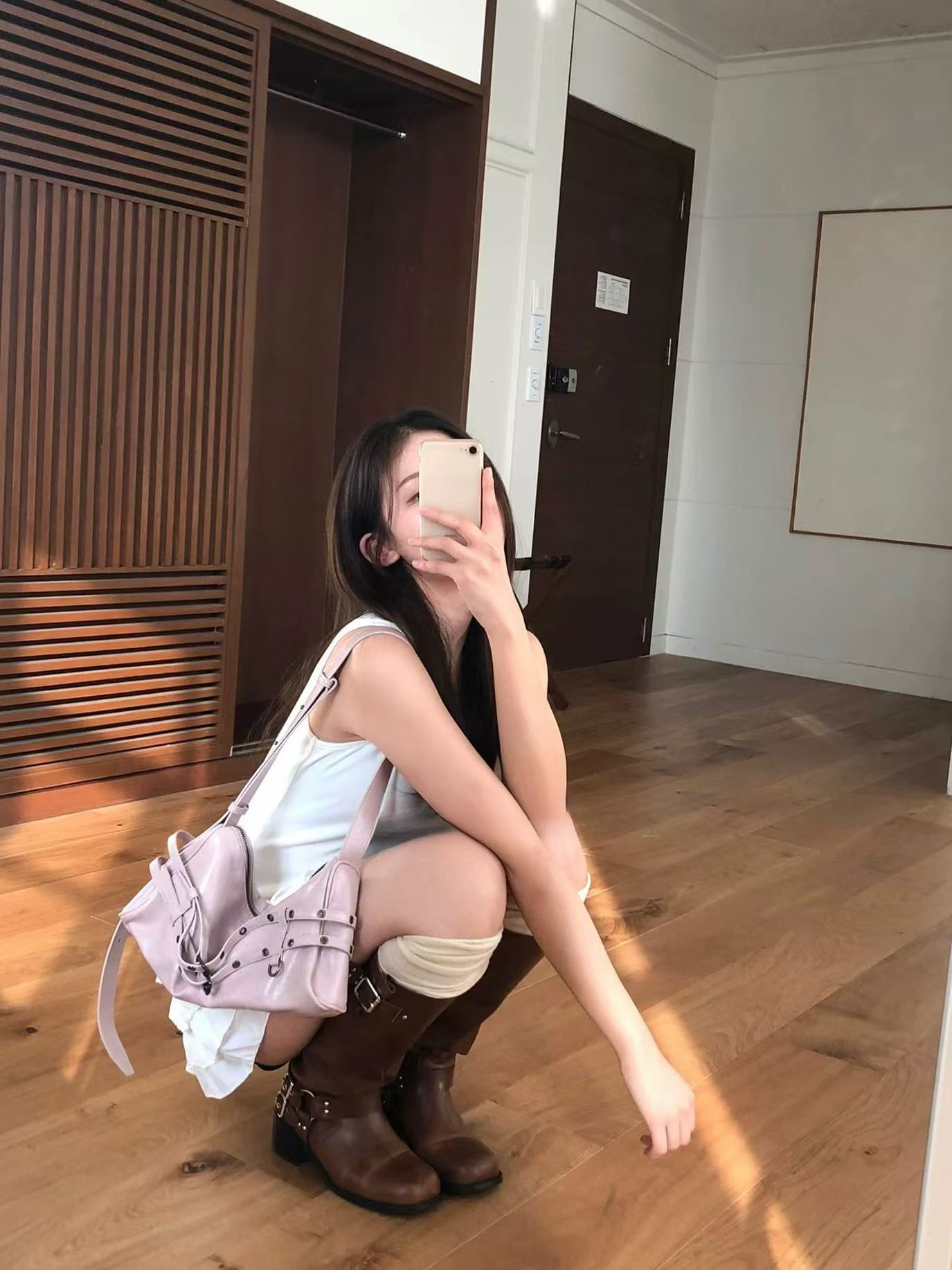 2025 autumn and winter new Korean bag style niche design large capacity motorcycle bag Y2K retro spicy girl belt buckle shoulder bag designer bag