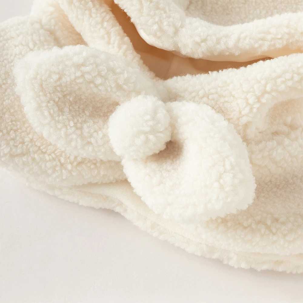 Dave Bella Baby Ear Protection Hat Winter Children Cute Scarf Cap Kids Girl Boy Thicken Warm Hat Fashion Plush Bonnet DB4254213 L250925AFHL