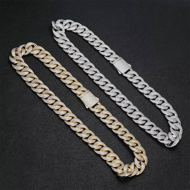 JWY New Customized Trend Mens Jewelry 18mm Iced Out Cuban Link Chain Necklace Gold Plated Brass with Moissanite Charm