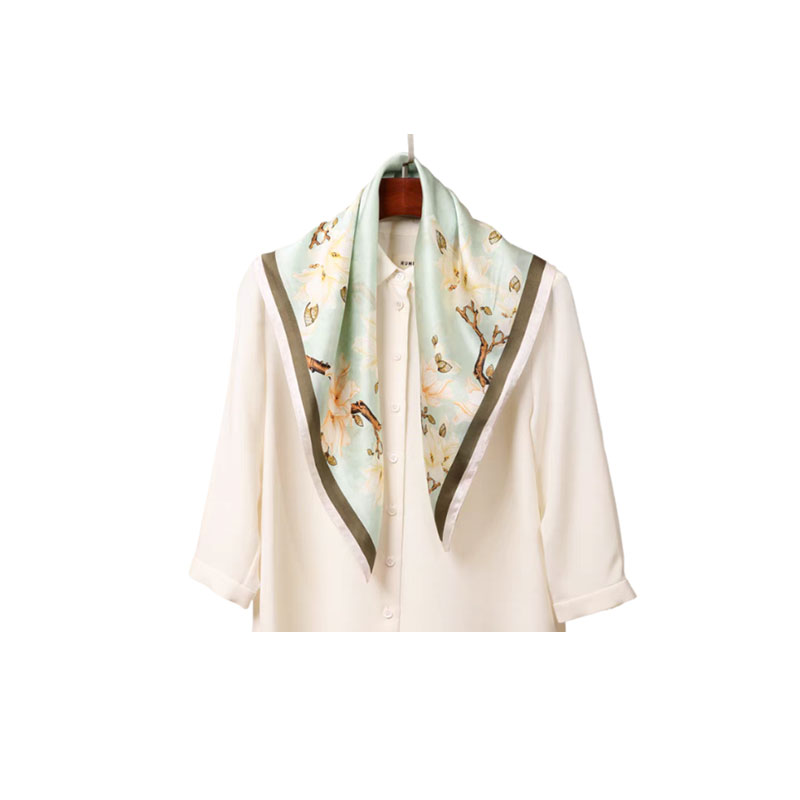 Wholesale Women Luxury Satin Scarf Spring New Color Printed Small Square For Daily Wear Office Travel Party Gift