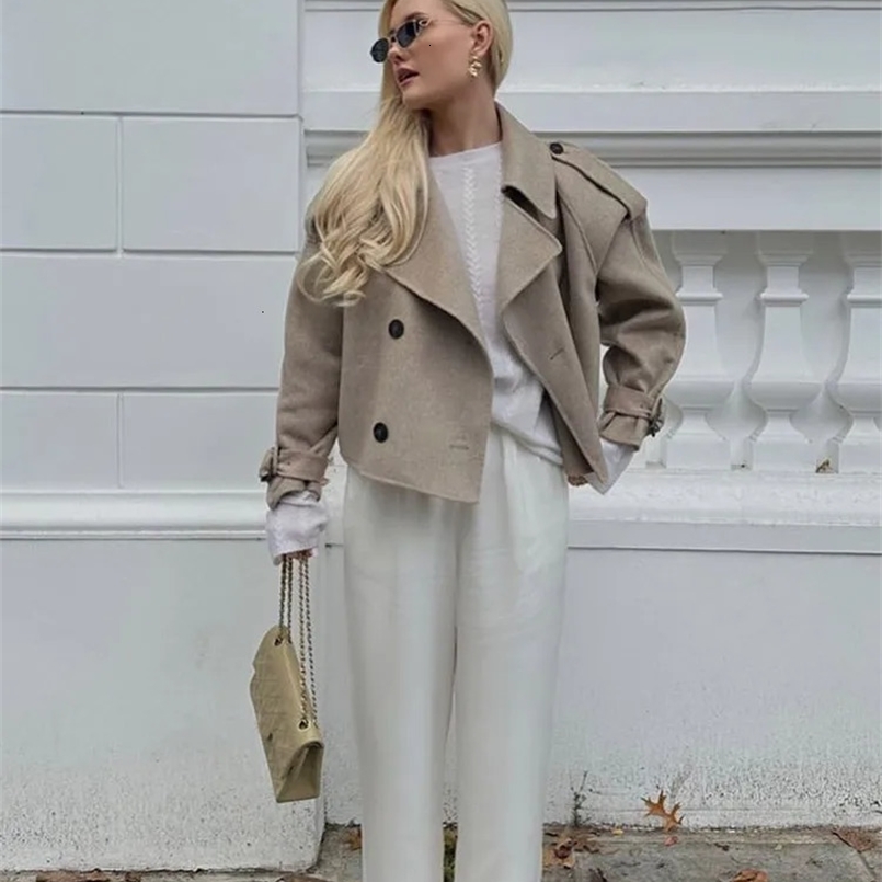 Fashion Grey Lapel Woolen Cropped Jacket For Women Chic Double Breasted Long Sleeves Short Coat Fall Lady Street Outerwear 241220