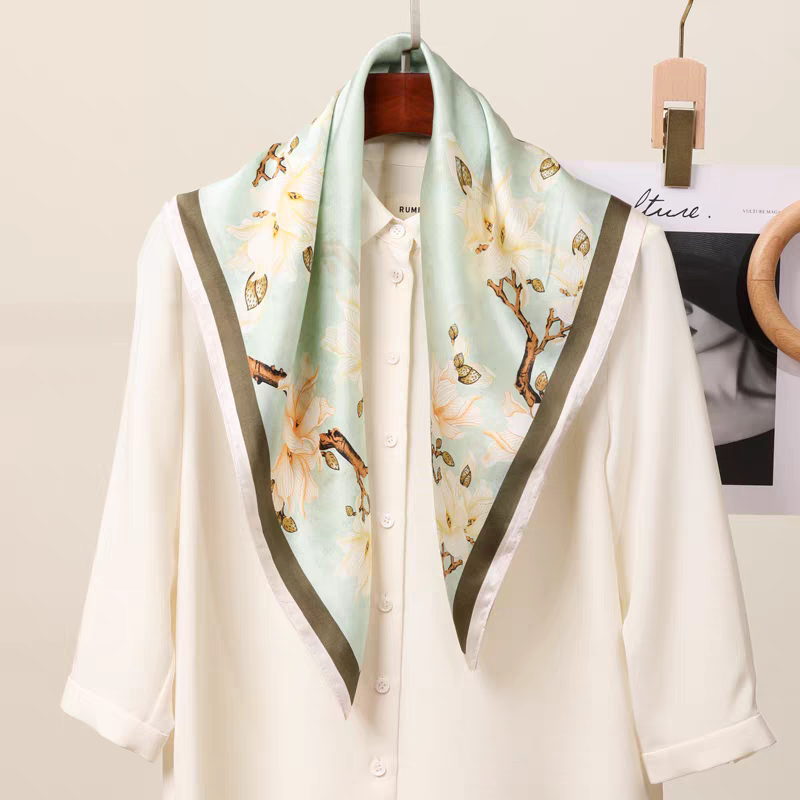 Wholesale Women Luxury Satin Scarf Spring New Color Printed Small Square For Daily Wear Office Travel Party Gift