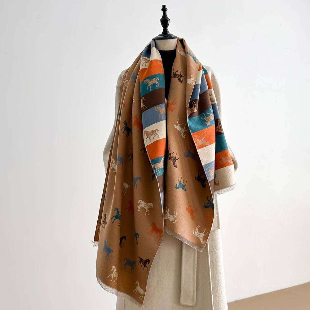 Latest Design Elegance Horse Print Scarve Soft Warm Fringe Pashmina Shawl Winter Coldproof Windproof Blanket Scraf