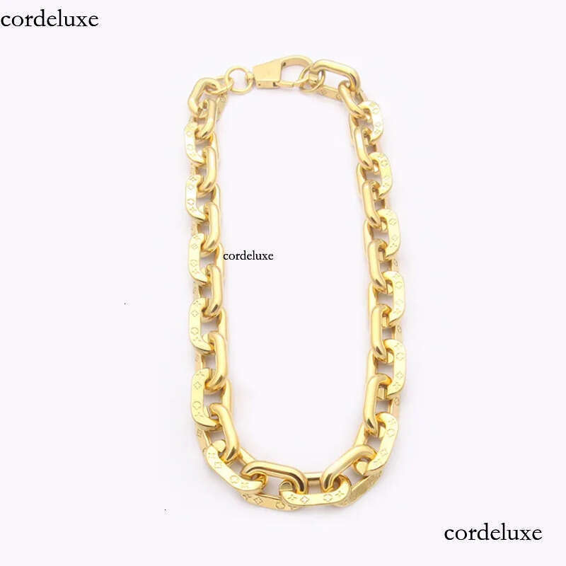 V Letter Mens Designer Titanium Stainless Steel Gold Chains Thick Chain Printed Necklace Jewelry For Womens b6