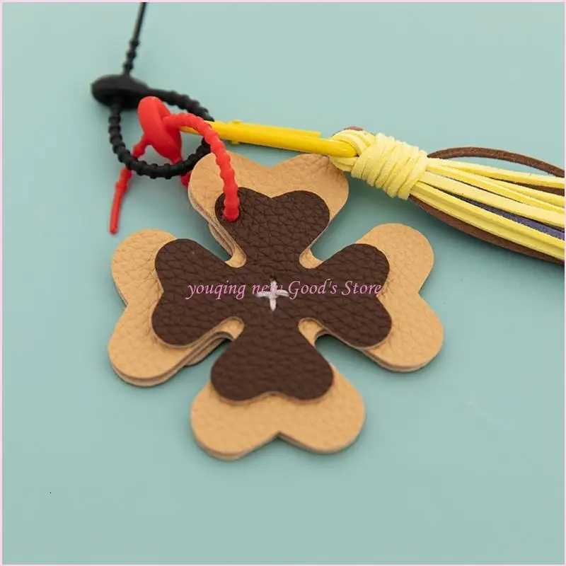 57QA Elegant Corduroy Tassels Keychain Handcrafted Bag Accory Stur Braided Rope Bag Charm Gift For Fashion rs Y250925x