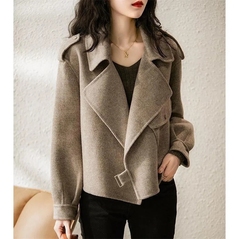 Women's Jackets Autumn and Winter Fashion Women's Hepburn England Style Long-Sleeved Tweed Temperament Suit with Loose French Short Jacket 2