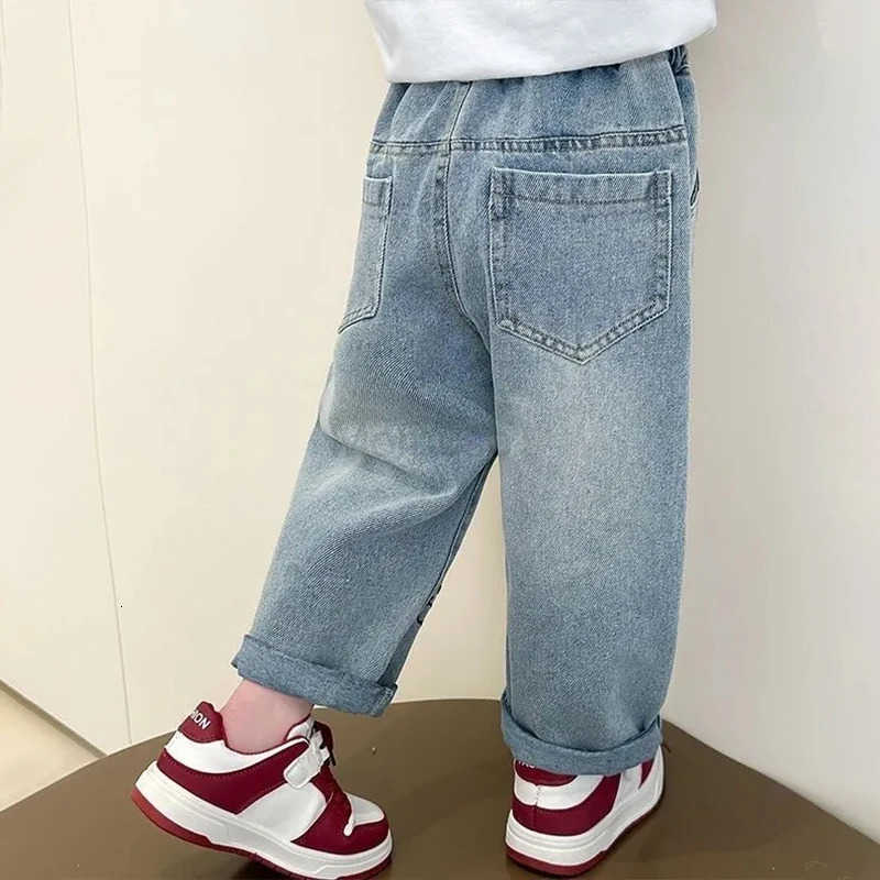 Sanrio Spring Autumn Children Cartoon Hello Kitty Denim Pants Baby Girls Loose Straight Jeans Kids Fashion Casual Trousers for 26Years L250925