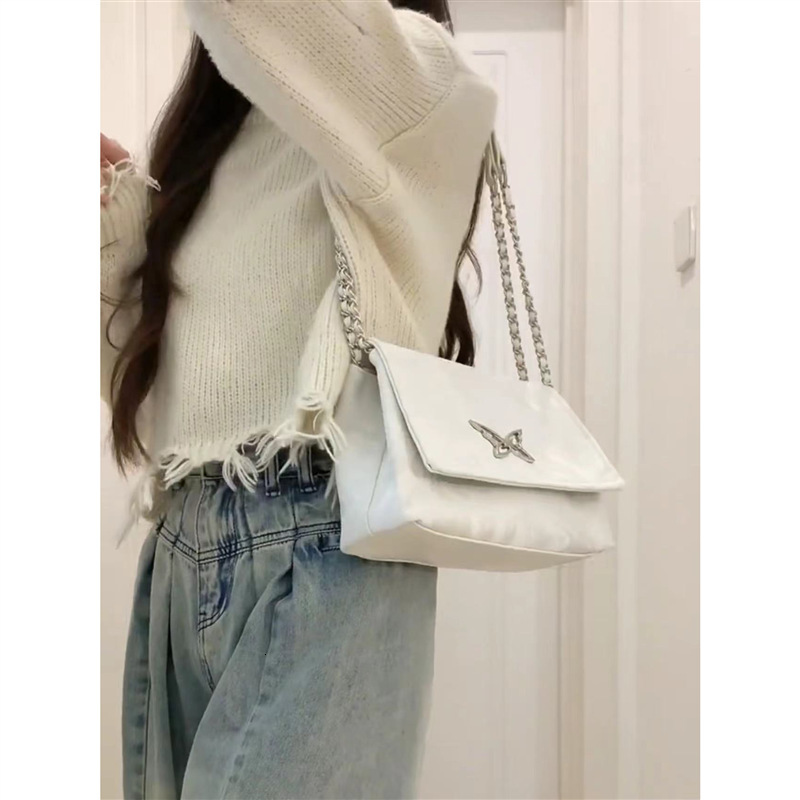 2025 autumn and winter new butterfly element niche trend bag design retro light luxury style Y2K spicy girl armpit bag designer bag