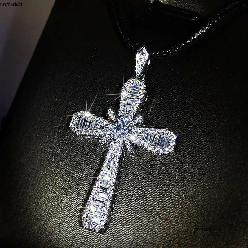 Iced Out Cross Pendant Mens Hip Hop Necklace Jewelry Womens Vintage Sweater Chain Necklaces a2