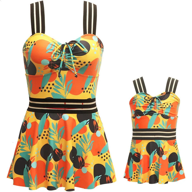 Mom Girls Beach Swimsuits Summer Family Matching Swimwear 2025 Family Clothing Print Swim Romper Mother Daughter Bikini 250319