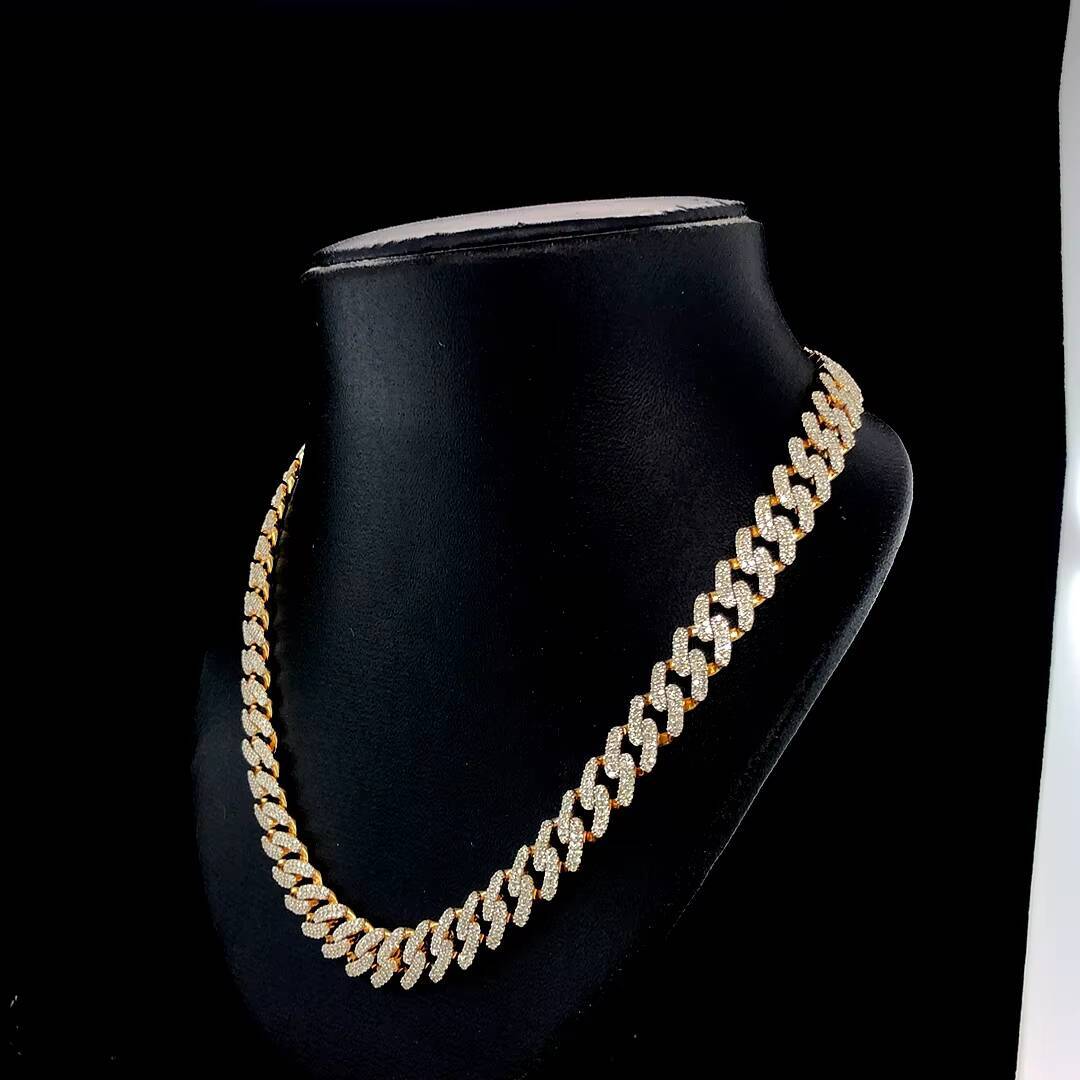 Hip Hop Chic 14mm AAA Moissanite Bling Necklace Miami Cuban Link Chain Fashionable Iced Out Jewelry