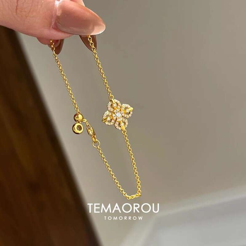 Bracelet Designer Luxury jewelry for women Copper plated with 18K gold silver Four-Leaf Single Flower Layered Clover Festival Holiday gifts