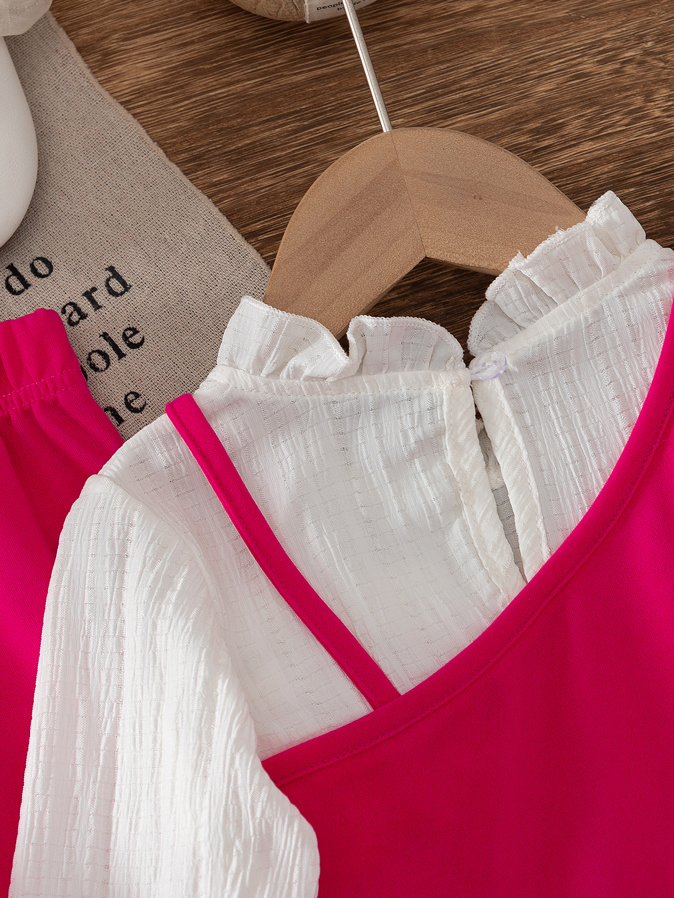 Toddler Girl 2pcs Set: Ruffled Collar Top with Flower Applique & Pearl - Embellished Pink Pants, Elegant Outfit-2944