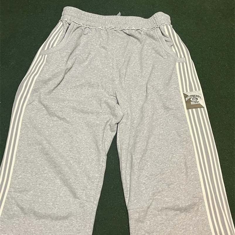 Street wear Y2K pocket pattern simple casual mens pants fashionable retro hip-hop loose high waisted straight pants 240930