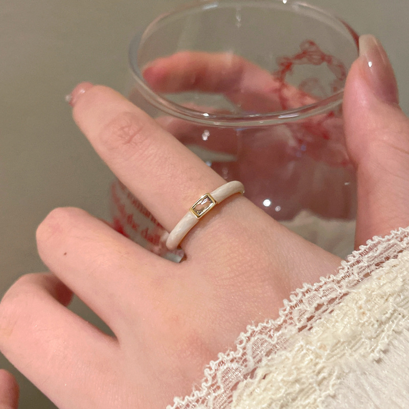 Gold - Toned Open Ring With Red Enamel & Small Rectangular Gemstone Delicate Daily & Elegant Jewelry Gift For Her High - Quality Stylish Accessory