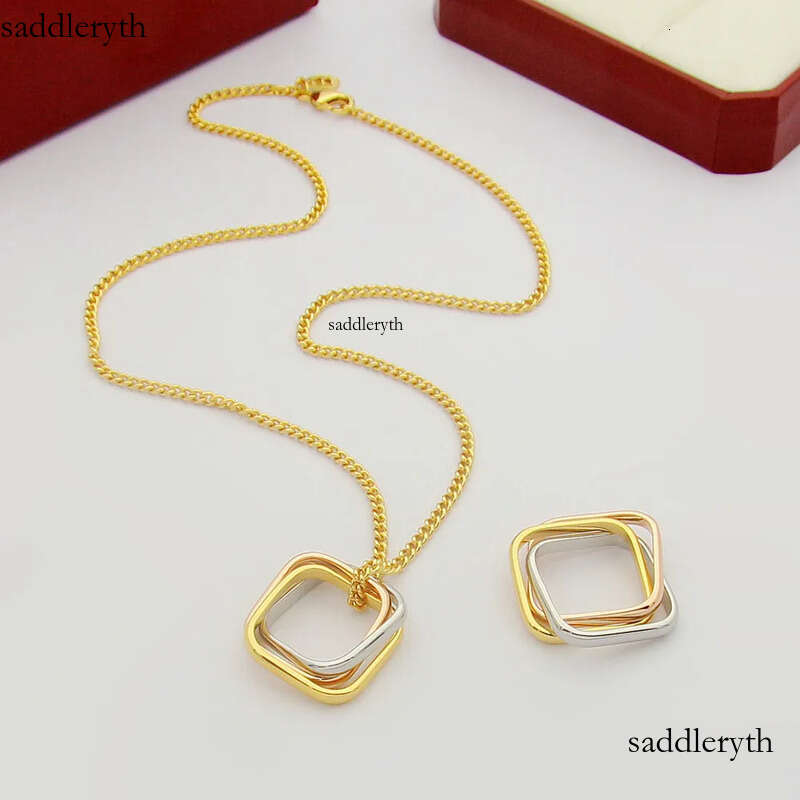 Jewlery Designer Gold Necklace Men Engagement Ring For Women d3 49 cb