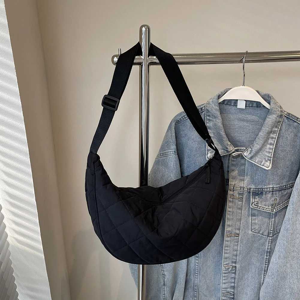 Women Simple Dumpling Handbag Diamond Lattice Padding Satchel Bag Adjustable Strap Fashion Quilted Sling Bag Female Commute Bag Z250918