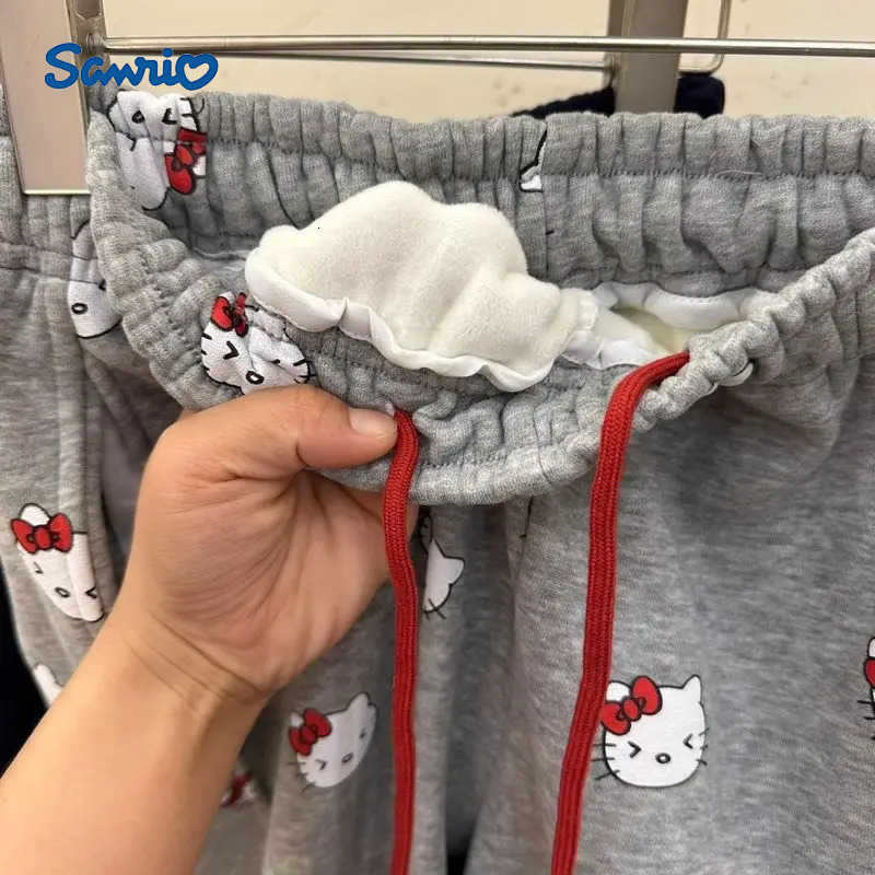 Sanrio Kawaii Hello Kitty Women Velvet Thickened Casual Sweatpants Cute Hip Hop Straight Pants Wide Winter Leg Pants Girls Gift L250925
