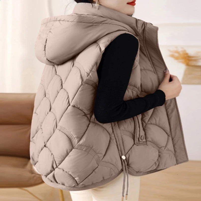 winter vest womens glossy short sleeved Korean style bread clothing thickness warm cotton fluffy hooded casual jacket 240910