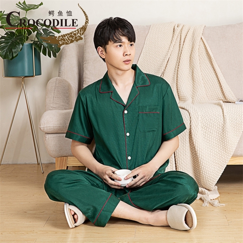Men's Sleepwear Early Spring est Satin Chiffon Cool Comfortable Men's pajamas Loose Breathable Two Colors Sleepwear For Men 230317