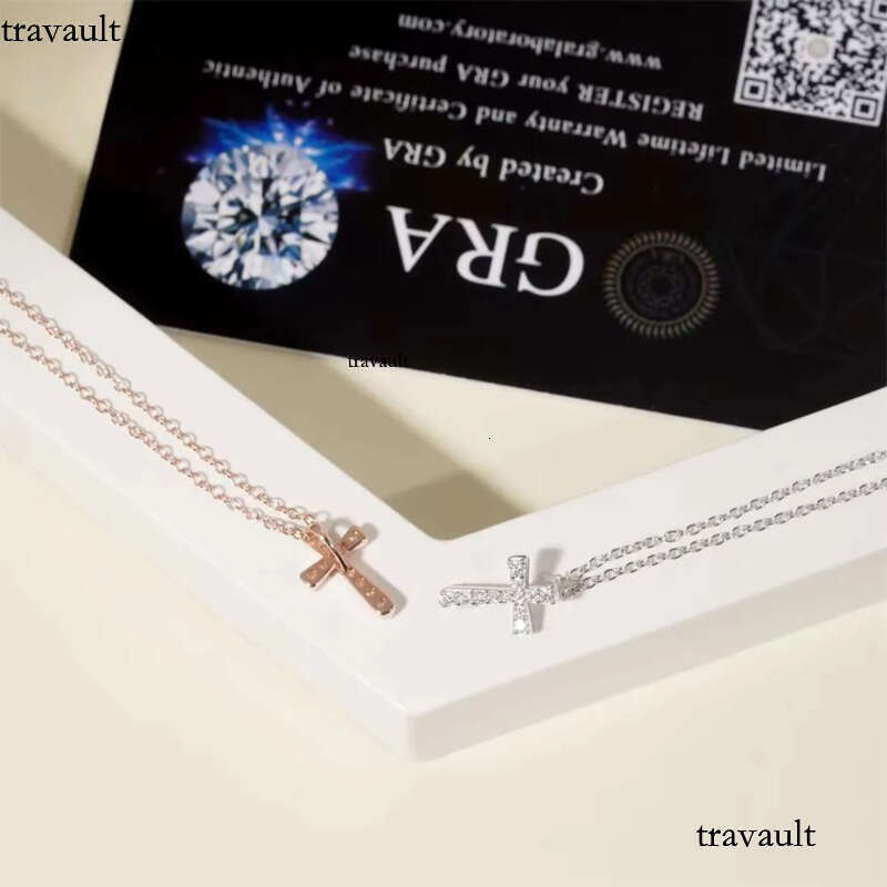 Pure Sterling Sier Jewelry Iced Out Design Moissanite for Women Wedding Gift Bling Cross Necklace