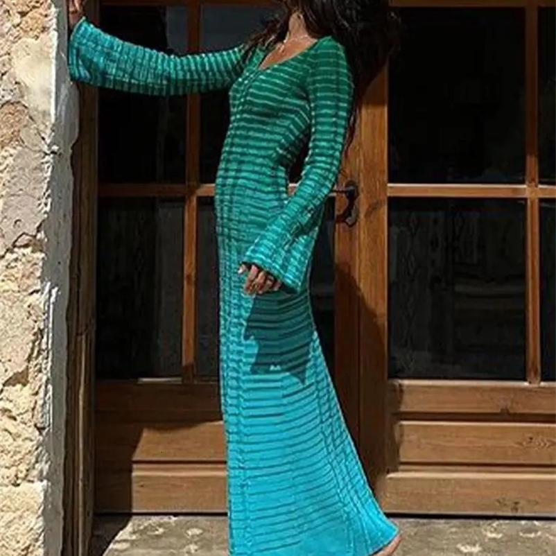 Fashion O-neck Flared Sleeve Knitted Long Dress Womens Casual Elegant Maxi Vestidos Vacation Party Club Evening Robes 240319