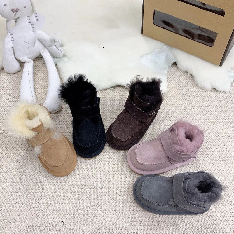 Winter Childrens Snowy Boots Sheep Leather and Wool Integrated Warm and Non slip Infant Walking Shoes 0-5 Years Old 241219