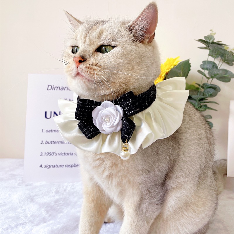 Luxury Cat Collars Elegant Cowbot Pet Woven Straw Cat Neckerchiefs for Daily Collocation Camellia for Photo