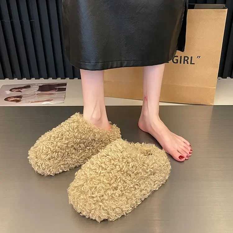 Thick Heel Luxury Lambwool Mules Winter Shoes Woman Flip Flops Flat Cover Toe Slides Ins Warm Curly Lamb Fur Slippers WomenXJ250925
