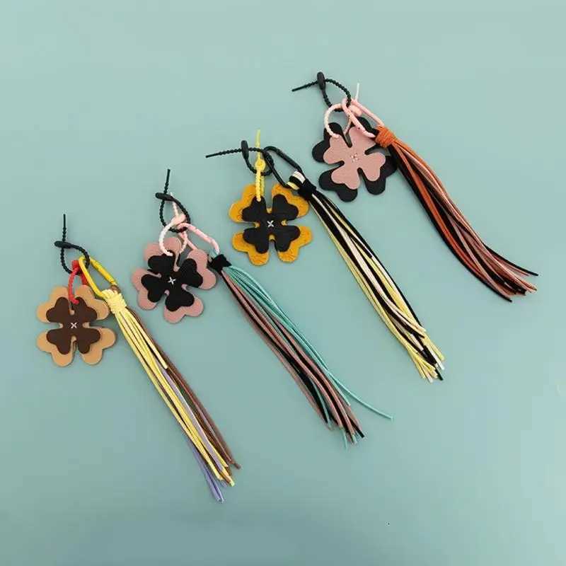 Elegant Corduroy Tassels Keychain Handcrafted Bag Accory Stur Braided Rope Bag Charm Gift For Fashion rs Y250925w