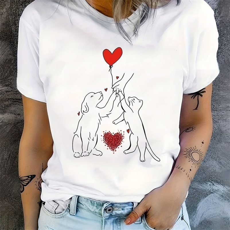 Dog and cat print T-shirt Cat casual round neck short sleeved top for spring and summer womens clothing 250410