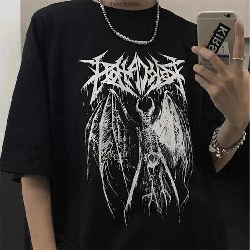 Black Devil Punk Anime Printed T-shirt Harajuku Y2K Top T-shirt Summer Oversized T-shirt Retro Mens Street Clothing 250118