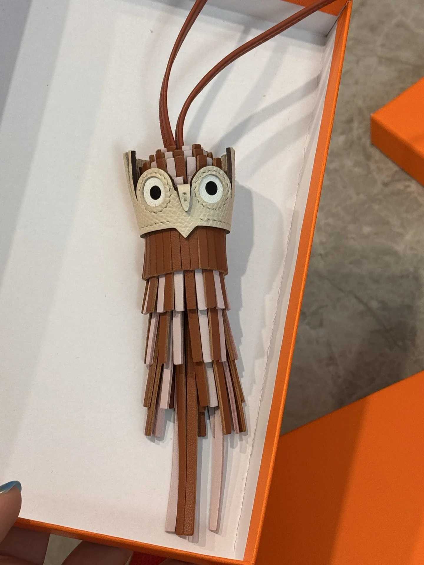 Highend Fashion Owl Bag Pendant Keychain Brand New Small and Exquisite Mah Various Bags Handmade Men and Wen Luxury Gifts Y250925gh