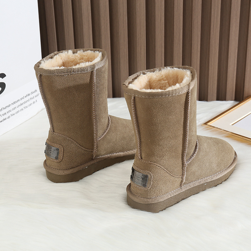 CE designer shoes Free shipping oxhide affordable luxury Winter anti slip snow boots with thick plush cotton shoes Plated white