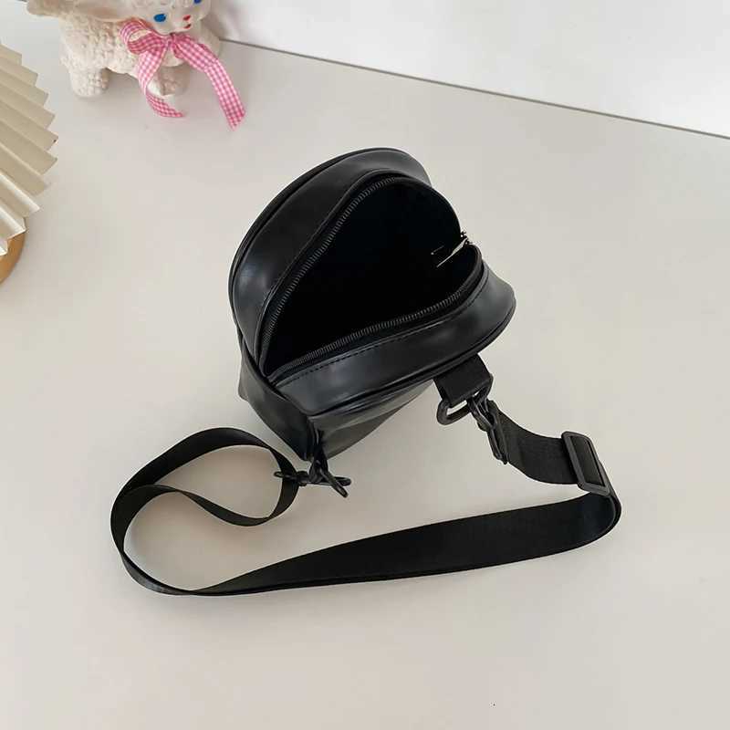 Halloween Ghost Bag Gothic Shoulder Bag Women Novelty Devil Skull Funny Bag PU Leather Crossbody Bag Chest Handbags Purse Z250925