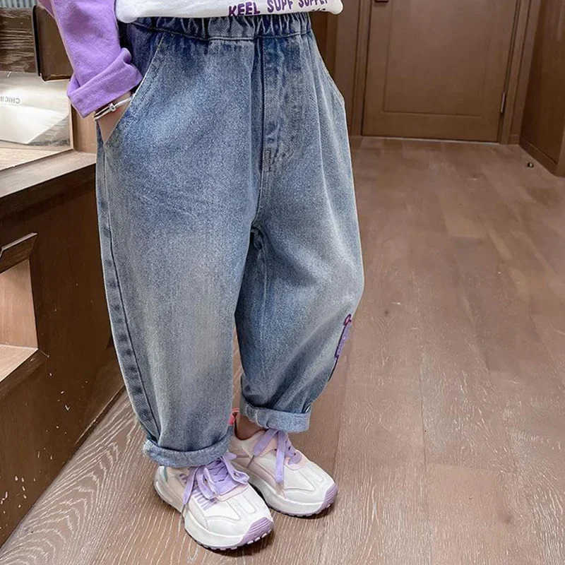 Sanrio 2024 New Kuromi Kids Jeans Cute Cartoon Retro Loose Fashion Elastic Waist Children Versatile Jeans Toys for Girl Gifts L250925