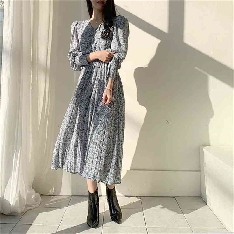 Alien Kitty Print Floral Pleated Slimming Women Dresses All-Match Stylish V-Neck Brief Casual Loose Long Dress 3 Colors 210630