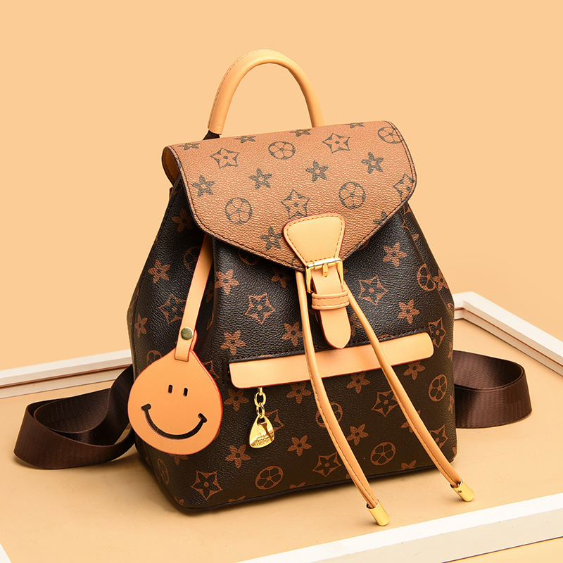 Free shipping designer bag New texture fashionable casual and trendy commuting printing backpack for women