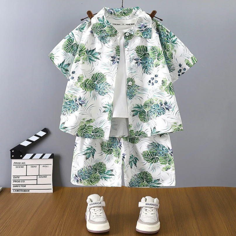Summer Babys Boys Clothes Set Children Boys Cartoon T-shirts Shorts 2PCS Beach Outfits Kids Boys Tracksuits Vacation Suits 250613