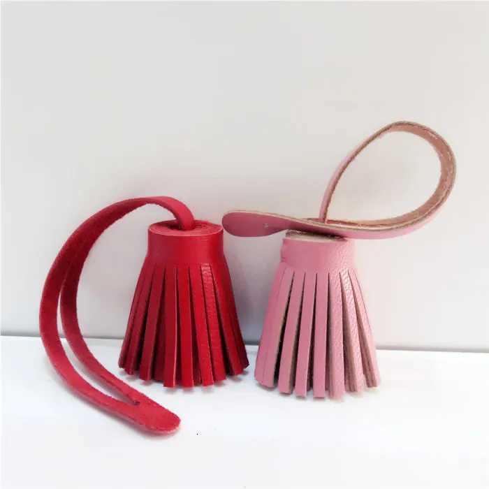 Handmade Luxury Leather Tassel Keychains For Handbag Mini Bag Charms Accories Decoration Porte Clef Wens Gift Bk Y250925b