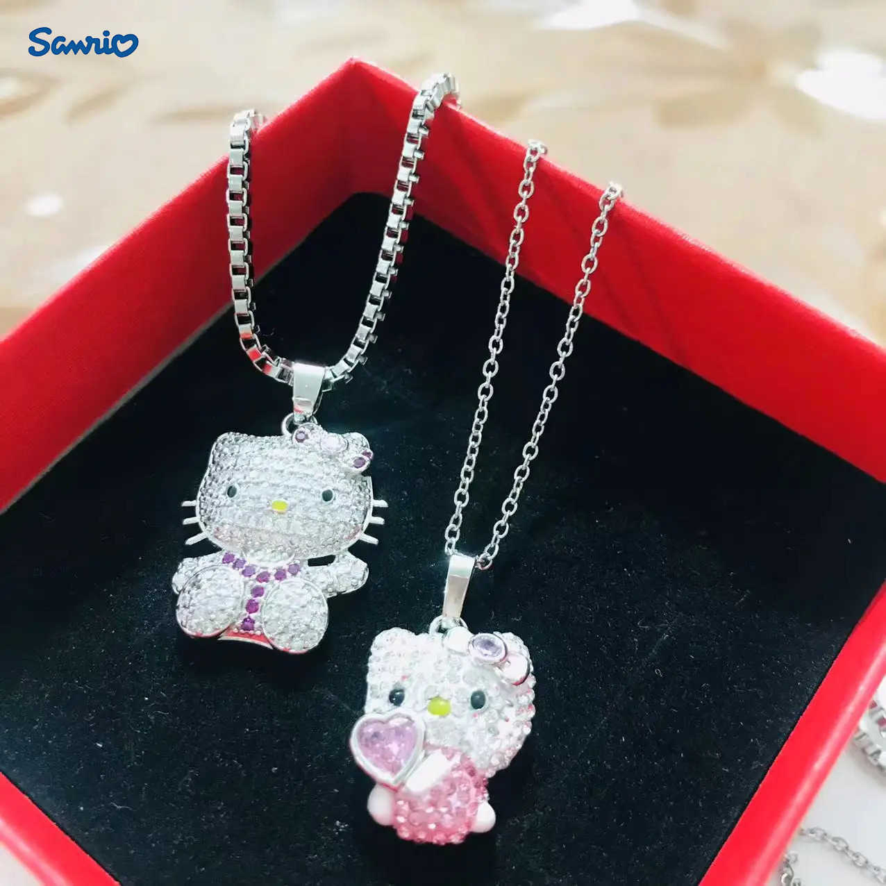 Sanrio Kawaii Hello Kitty Necklace Anime Sanrio Accessories Diamond Hello Kitty Pendant Clavicle Chain Girls Fashion Jewelry Gifts L250925
