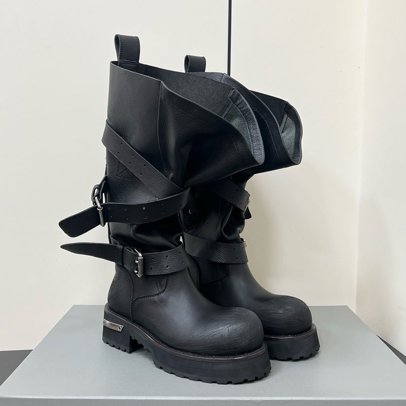 Womens Mens Venom High Boot in Black Calfskin High boot Extra Round Toe Worn Out Effect Thick Toothed Rubber Outsole Size R250929