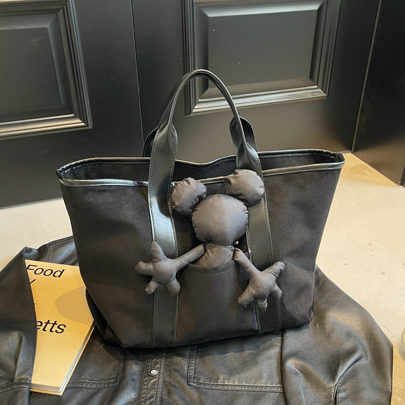 2025 autumn and winter new retro niche bag design light luxury women's handbag storage minimalist commuting bag large capacity designer bag