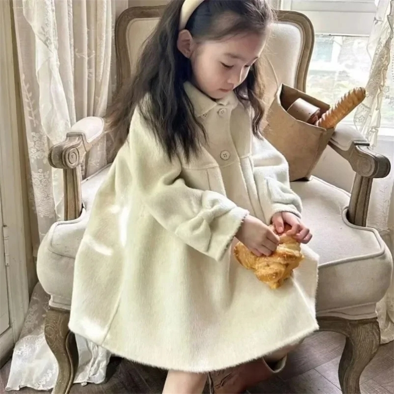 Girls Woolen Coat Overcoat Jacket Windbreak Beige Warm Thicken Winter Cotton Teenagers Outwear Childrens Clothing 241014