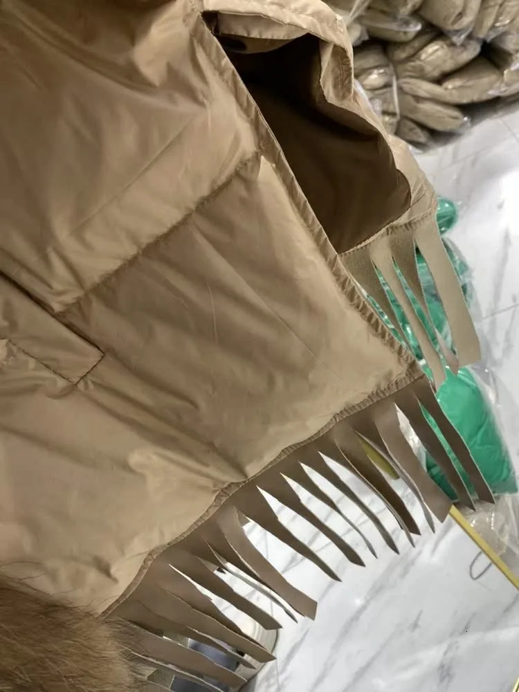 European Fashion Goose down Winter Jacket for Women Real Raccoon Fur Collar Trendy Streetwear Cloak Coat 2025 250916Z