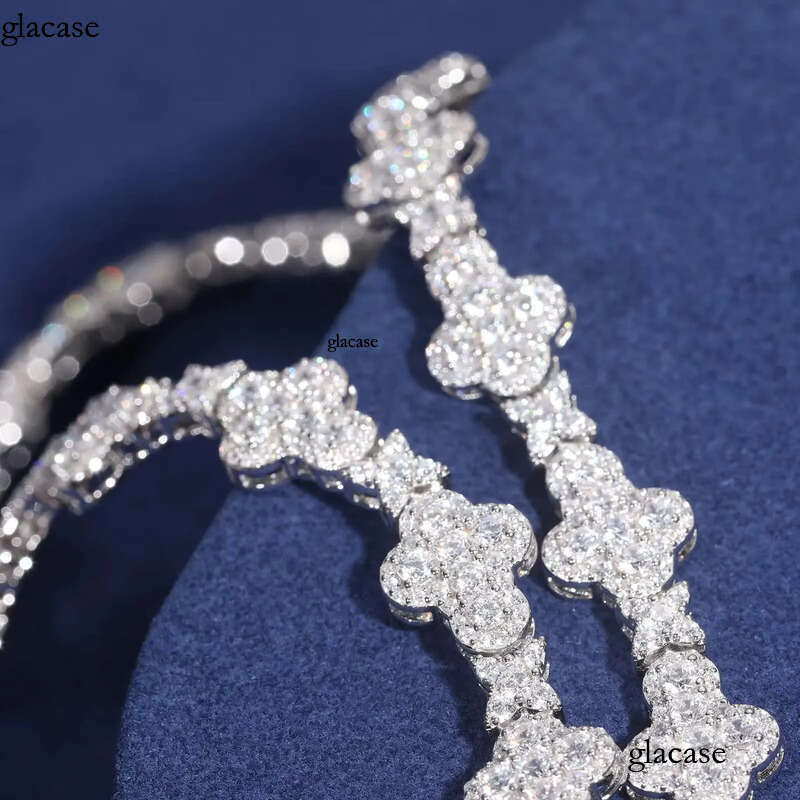 Versatile Mens Fashion White Gold 10mm Sterling Sier VVS Moissanite Dia Iced Out Star Cross Link Bracelet